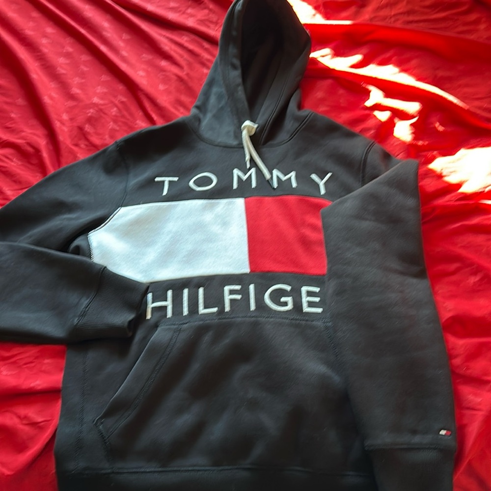 Medium Black Tommy Hilfiger Sweatshit